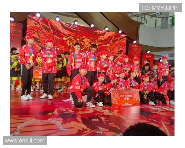 热议街舞：重庆街舞队的速度变革